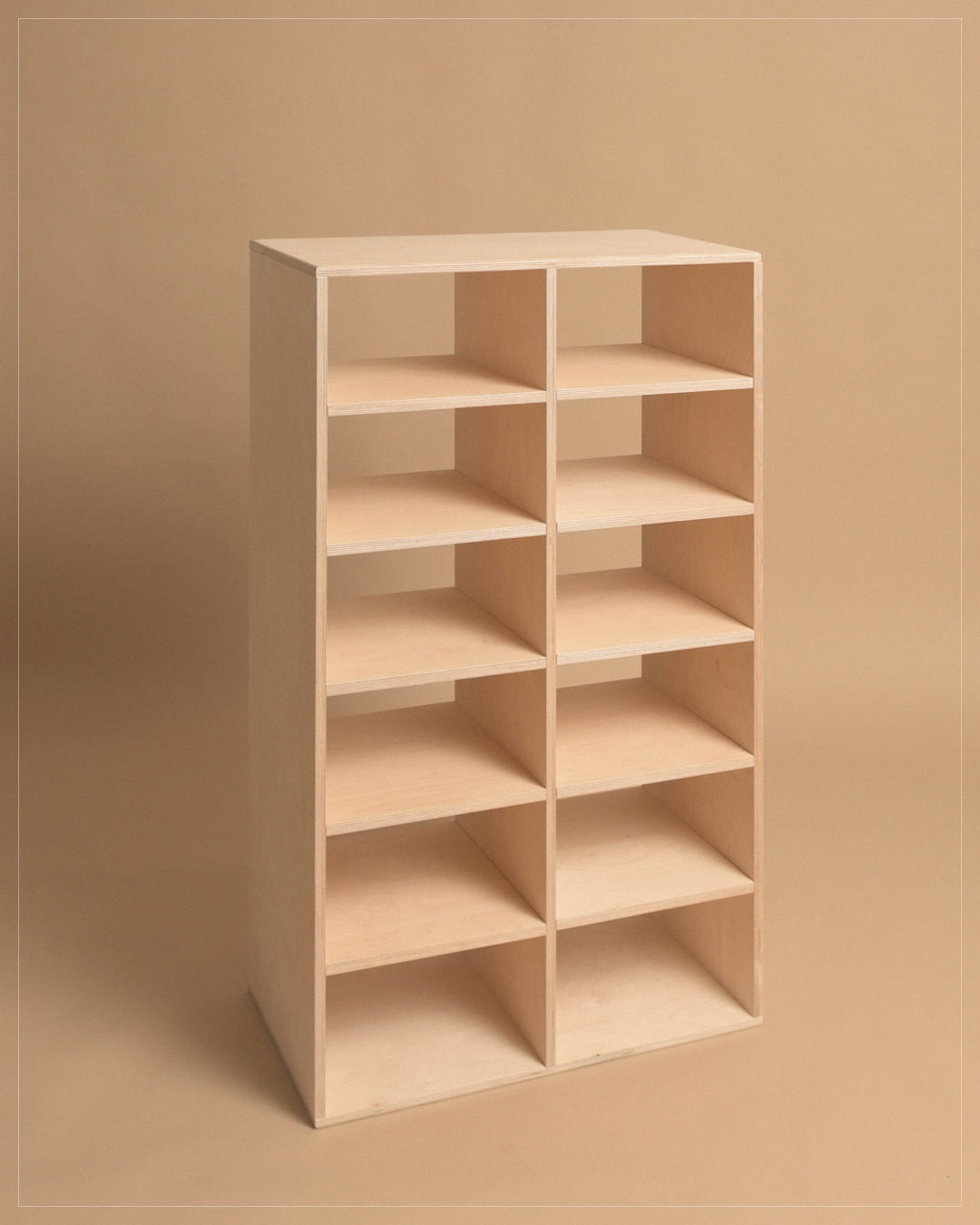 Kleiderschrank "Regale"