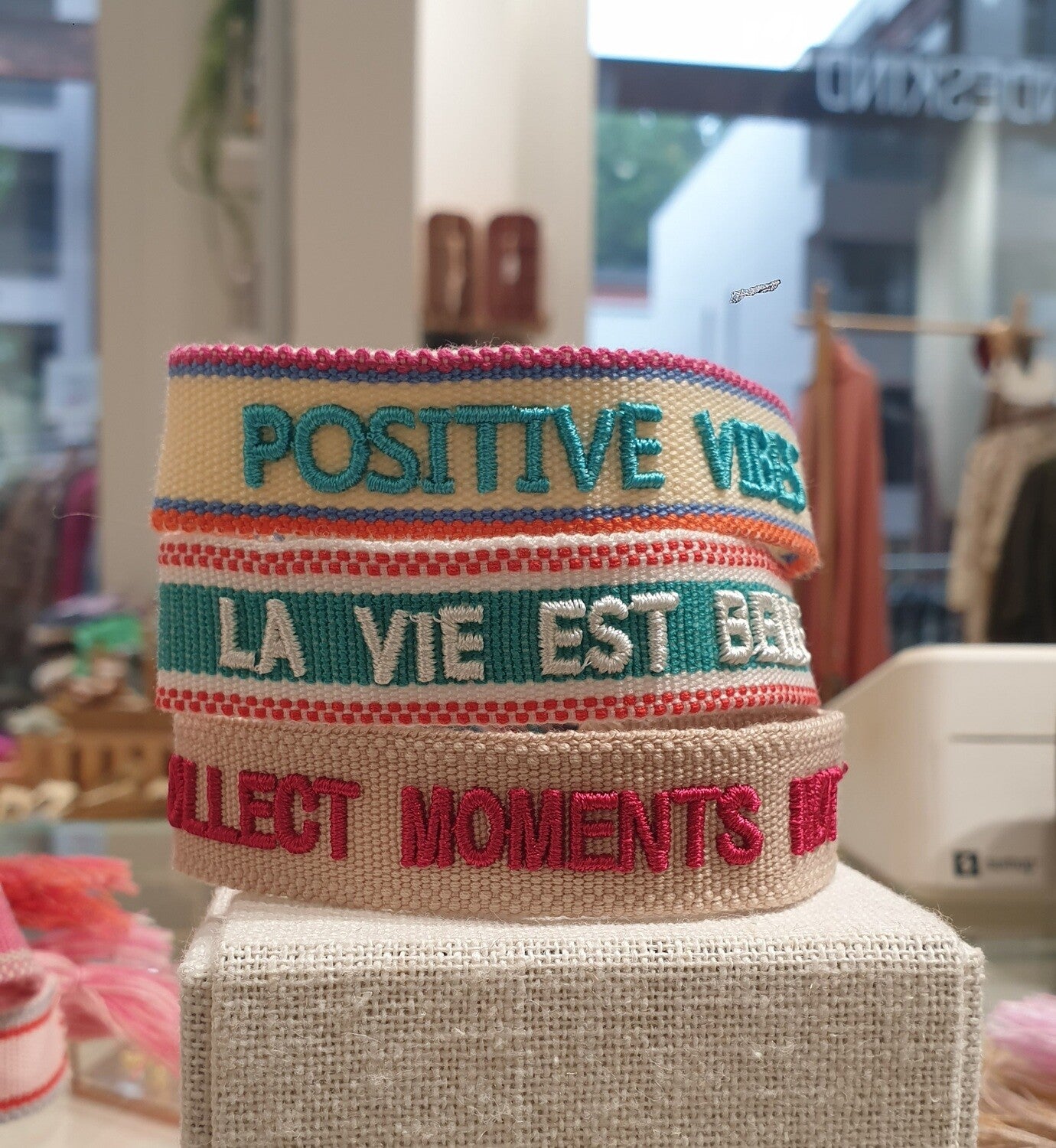 Statement Armband - POSITIVE VIBES