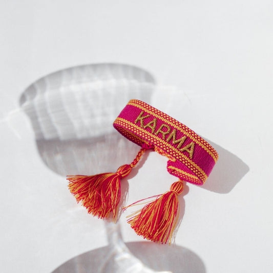 Statement Armband, Pink/Orange mit Goldschrift - KARMA